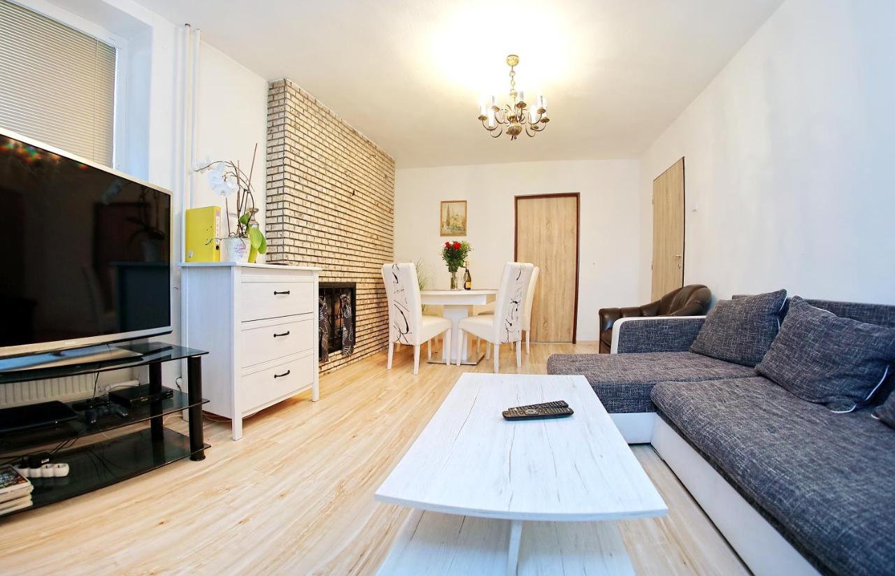 Laura Apartmán